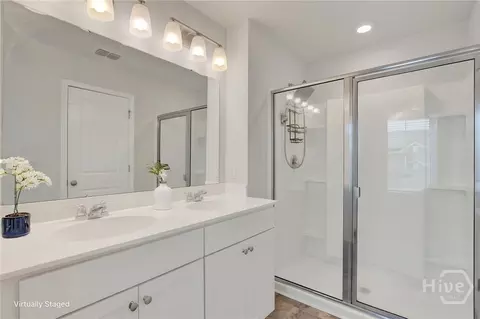 Bath - 148 Benelli Dr, Pooler, GA 31322 photo 2 of 2