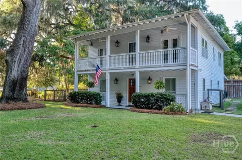 65 Richmond Dr, Savannah, GA 31406