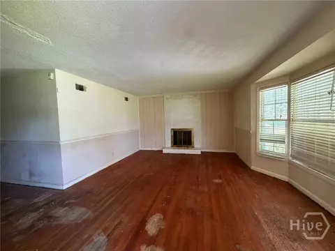 4717 Sylvan Dr, Savannah, GA 31405