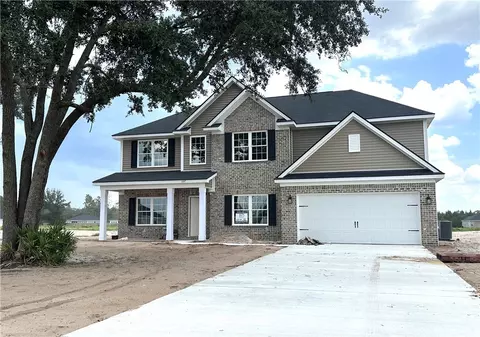 107 Cloverfield Dr SE, Allenhurst, GA 31301