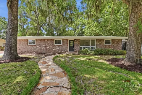 318 Briarcliff Cir, Savannah, GA 31419