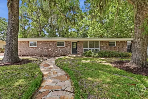 318 Briarcliff Cir, Savannah, GA 31419