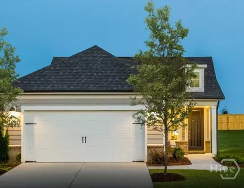 37 Bull Run Rd, Richmond Hill, GA 31324