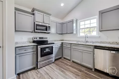 Kitchen - 112 Linton Ln, Guyton, GA 31312 photo 2 of 4