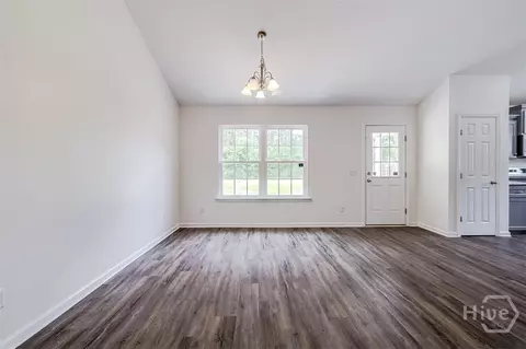 Living - 112 Linton Ln, Guyton, GA 31312 photo 4 of 4