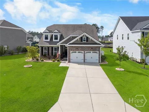 92 Wexford Dr, Richmond Hill, GA 31324