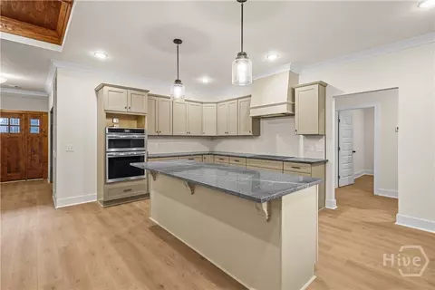 Kitchen - 112 Dixie Dr, Springfield, GA 31329 photo 2 of 6