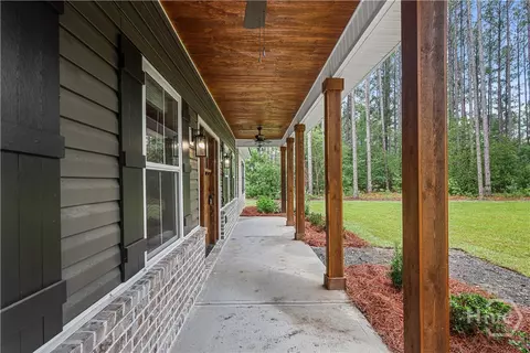 Exterior - 112 Dixie Dr, Springfield, GA 31329 photo 5 of 6