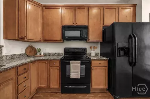 Kitchen - 169 Regency Cir, Pooler, GA 31322 photo 2 of 2