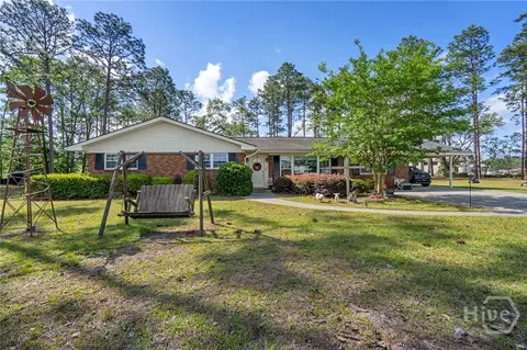 659 Blue Jay Rd, Rincon, GA 31326
