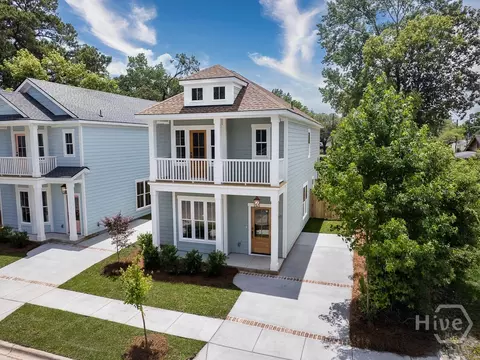Exterior - 807 E 36th St, Savannah, GA 31401 photo 2 of 6