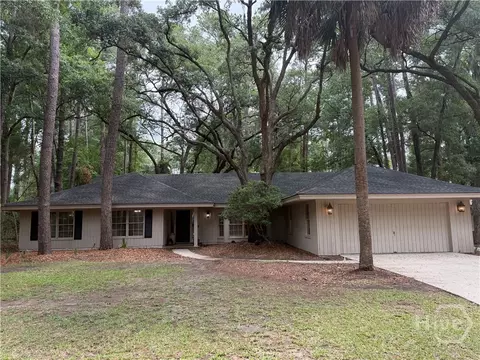 18 Monastery Rd, Savannah, GA 31411