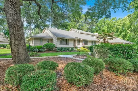 24 Franklin Creek Rd N, Savannah, GA 31411