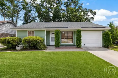 132 Hunt Club Ct, Savannah, GA 31406