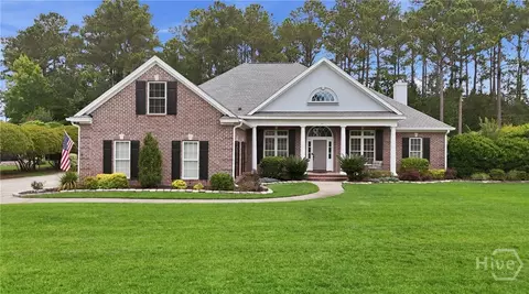33 Lake Heron Ct W, Pooler, GA 31322