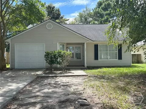 137 Ropemaker Ln, Savannah, GA 31410