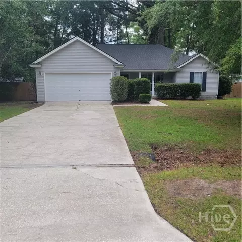 146 Hope Creek Dr, Richmond Hill, GA 31324