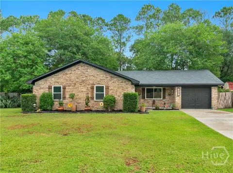 632 Varnedoe St, Hinesville, GA 31313