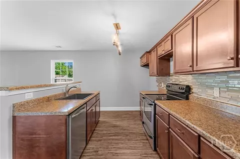 Kitchen - 23 Crossgate Way, Guyton, GA 31312 photo 4 of 4