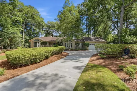 206 Salisbury Rd, Savannah, GA 31410