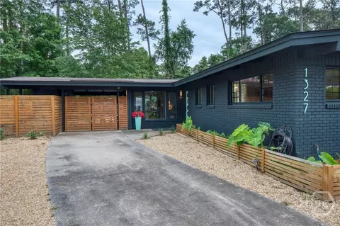 1327 Lavon Ave, Savannah, GA 31406