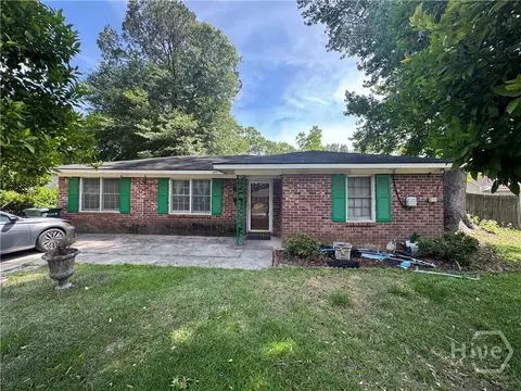 1301 E 70th St, Savannah, GA 31404