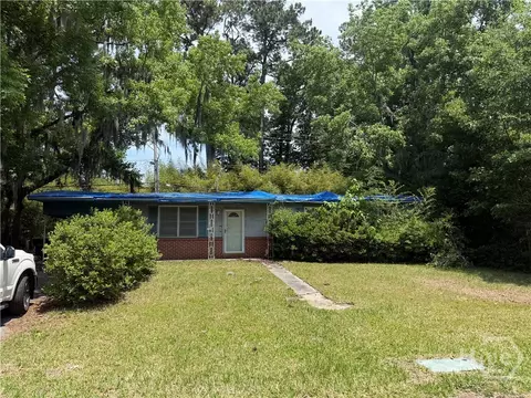 25 Catherine Cir, Savannah, GA 31406