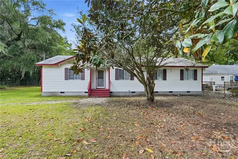 3318 Helen St, Savannah, GA 31404