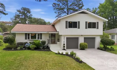 214 Oxford Dr, Savannah, GA 31405