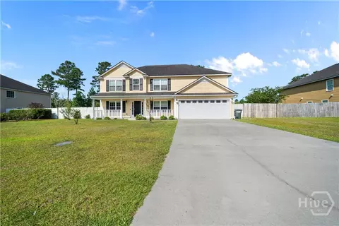 48 Norton St NE, Ludowici, GA 31316