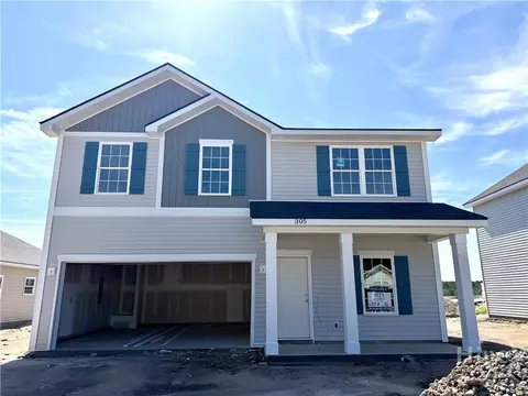 305 Juniper Dr, Hinesville, GA 31313