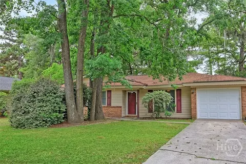 105 Westminister Dr, Savannah, GA 31419