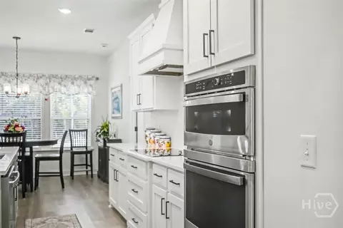 Kitchen - 236 Dean Dr, Guyton, GA 31312 photo 5 of 6