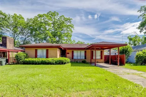 1119 W 49th St, Savannah, GA 31405