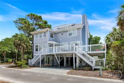 2 Shipwatch Ln, Tybee Island, GA 31328
