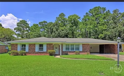 422 Woodcliff Dr, Savannah, GA 31406