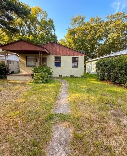 815 W 50th St, Savannah, GA 31405 photo 2
