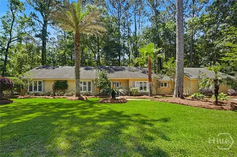7 Noble Jones Ln, Savannah, GA 31411