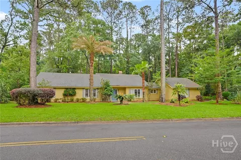 7 Noble Jones Ln, Savannah, GA 31411