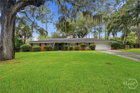 8305 Meadowbrook Rd, Savannah, GA 31406