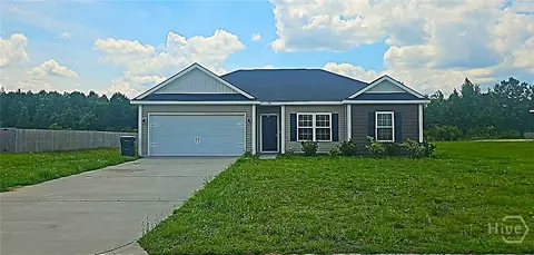 152 Summerhill Dr NE, Ludowici, GA 31316