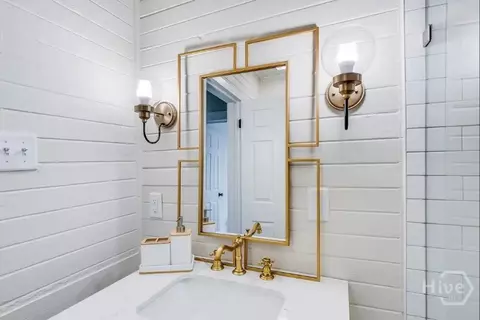 Bath - 413 E Mell St, Pooler, GA 31322 photo 1 of 3