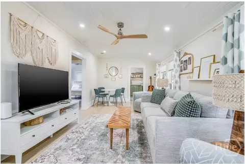 Living - 413 E Mell St, Pooler, GA 31322 photo 1 of 3
