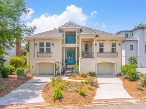 27 Mainsail Xing, Savannah, GA 31411