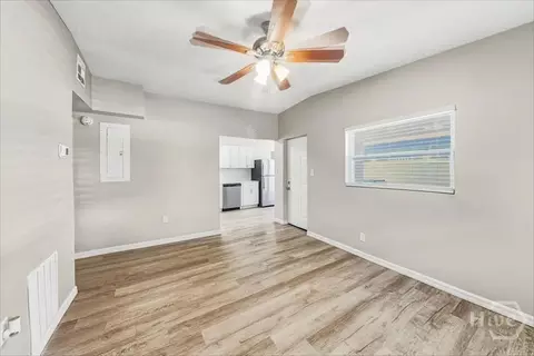 5655 Kimbrell Dr S, Jacksonville, FL 32226