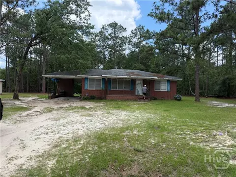 332 Thigpen Dr, Swainsboro, GA 30401