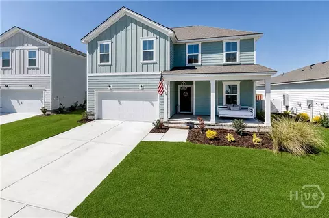 134 Crosstown Ave, Richmond Hill, GA 31324