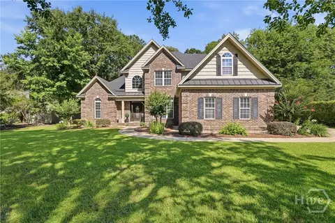 47 Chastain Cir, Richmond Hill, GA 31324
