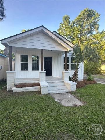 816 W 52nd St, Savannah, GA 31405