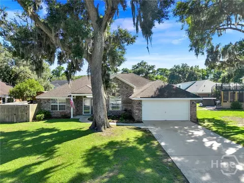 113 Druid Cir, Savannah, GA 31410